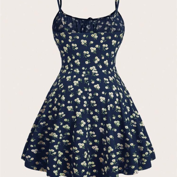 Floral Navy Dress - Picture 2 of 3